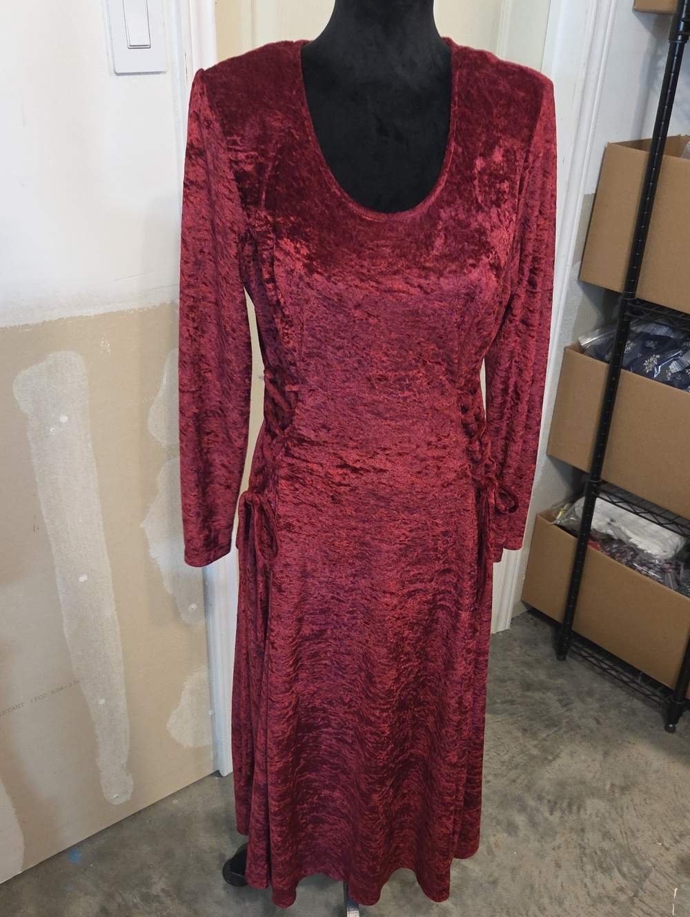 Vintage Jamie Brooke Crushed  Velvet Midi Dress Renissance Burgundy Lace Up